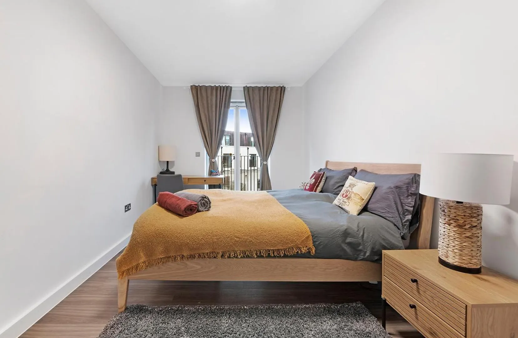 Heart Of Stratford Olympic Park 3 Bedroom London 0*,  United Kingdom